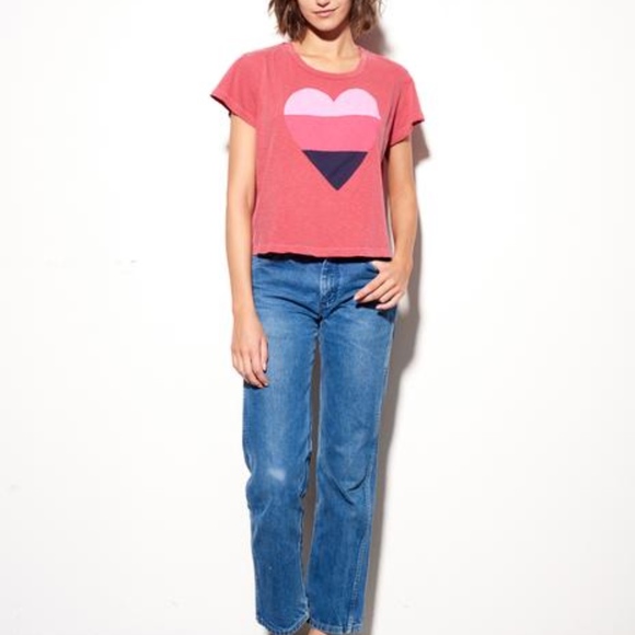 Sundry Tops - NWOT Sundry big heart T-shirt